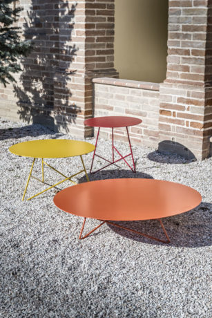 Outdoor coffee tables Ermione
