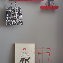 Red Passion: shelves and coat hangers Balloon